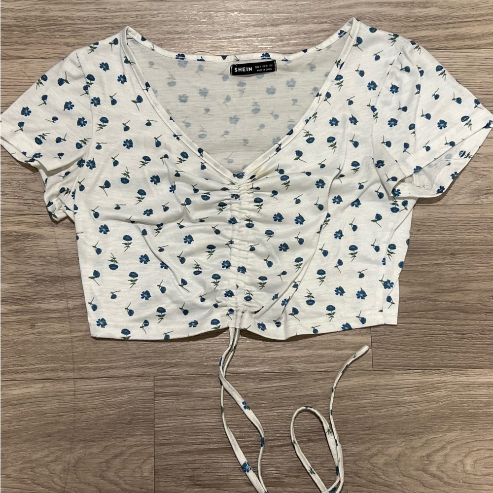 SHEIN White and Blue Floral Crop Top